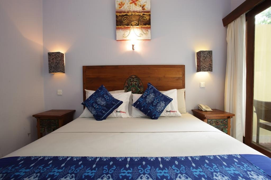 Hotel Reddoorz @ Pantai Cemara Sanur Exterior foto